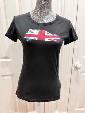 Woman’s Mini Cooper British Flag Graphic Short Sleeve Tee Sz. M